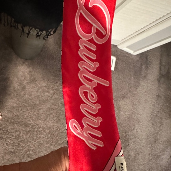 Burberry Silk Twilly - Picture 3 of 4